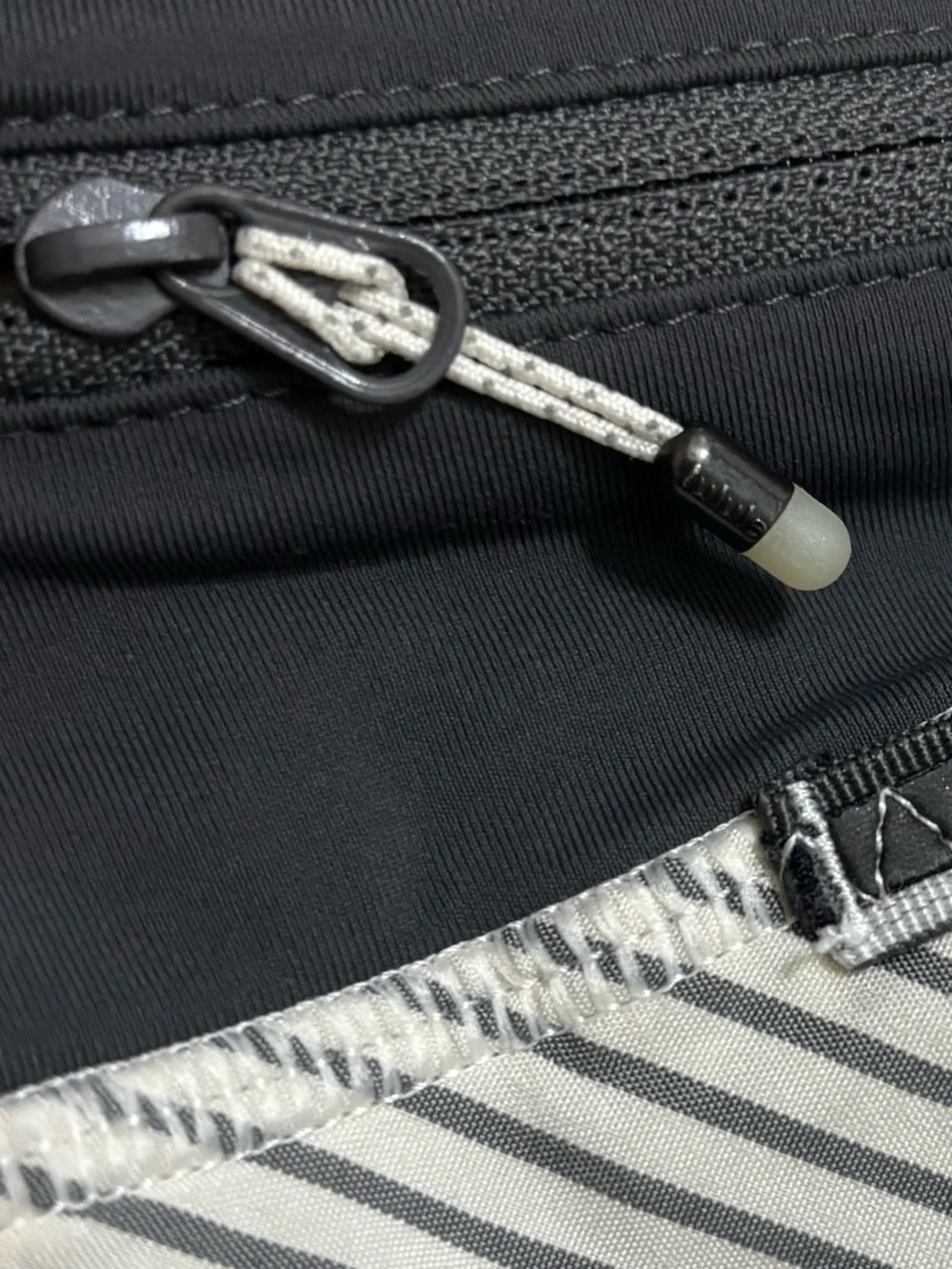 Lululemon Fast Cat Skirt Built-in Shorts Grey White Stripe Pleated Tennis Skort